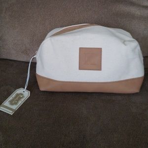 NWT Mud Pie Initial "K" makeup or toiletry bag